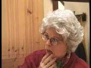 Бабуля отсосала у внука порно